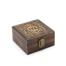 Load image into Gallery viewer, Small Mango Carved Tea Box